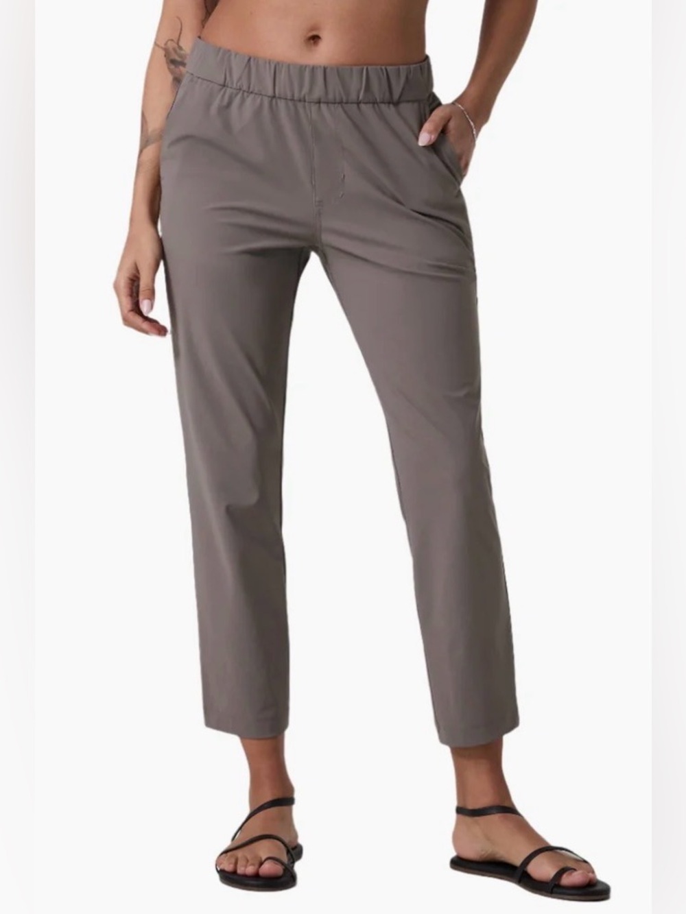Vuori Miles Straight-Leg Cropped Pants in Taupe Gray
